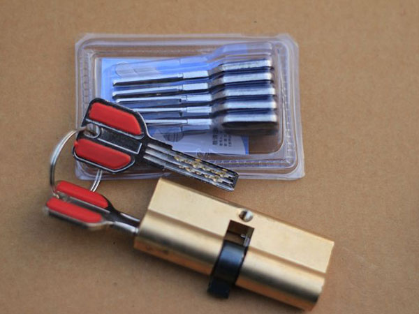 桦川24小时上门开锁公司